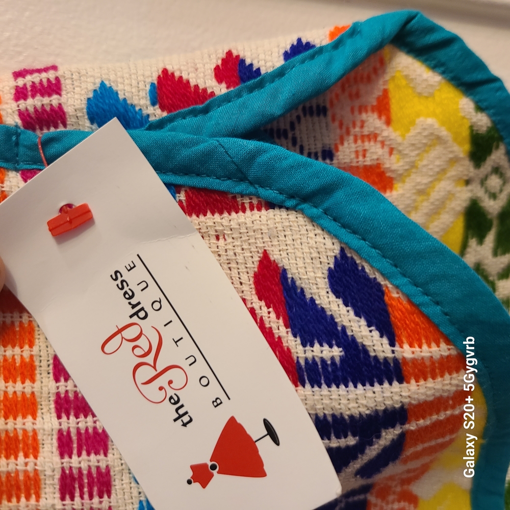 Colorful Patterned Women's Shorts - Picture 4 of 5